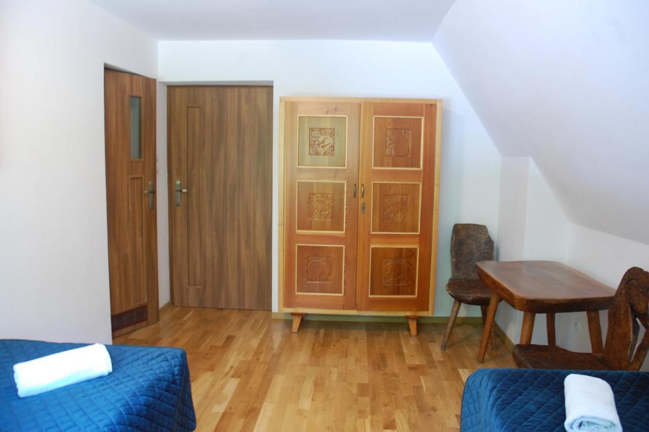 Domek Mysliwski W Mucznem Lutowiska Exterior foto